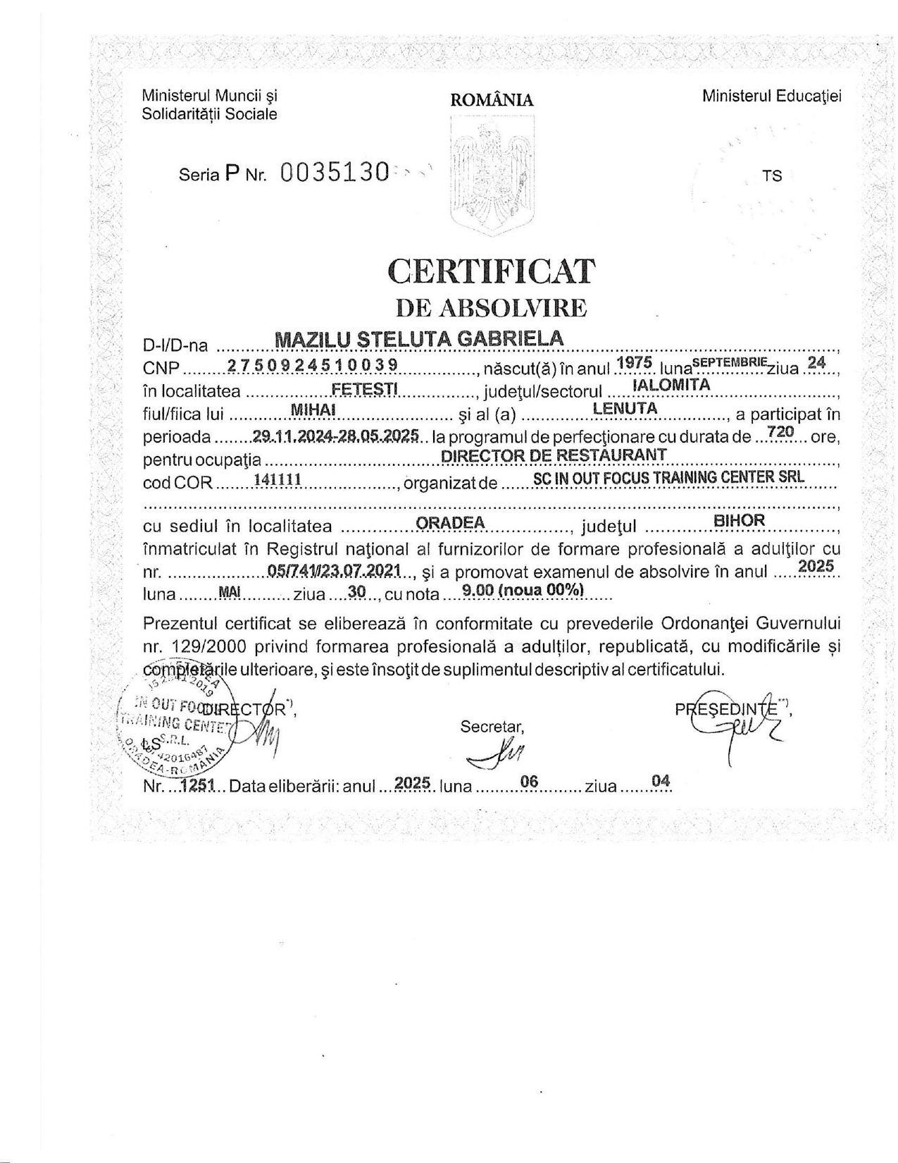 CERTIFICAT DIRECTOR RESTAURANT_page-0001